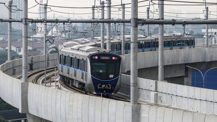 Perbedaan MRT dan LRT